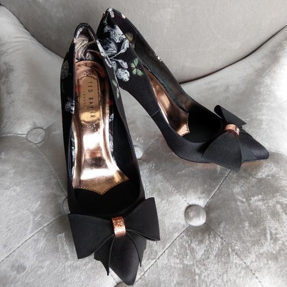 🍒NIB🍒 TED BAKER BLACK SKALET COURT PUMPS - Picture 3 of 12